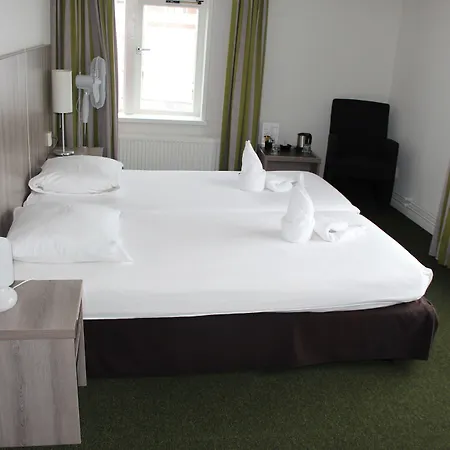 Hotel Fase Fier Eten En Drinken 3*